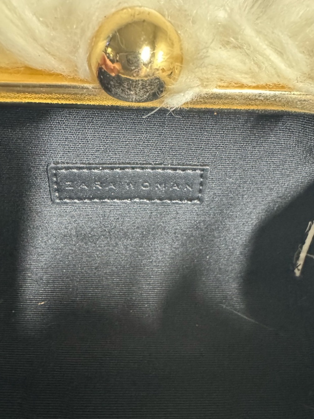 Zara Two-Tone Gray/Cream Faux Fur Crossbody Bag Clatch - Picture 8 of 12